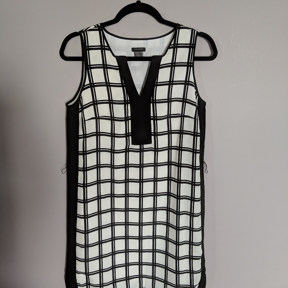 Ann Taylor Dress Black and White Size 6